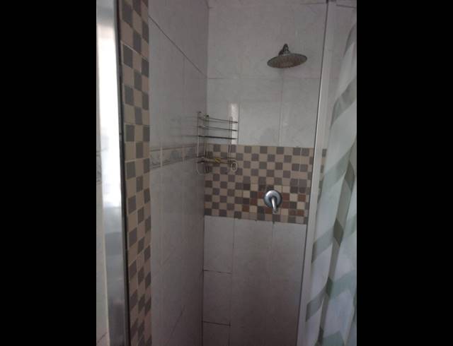 3 bed property for sale in GLENADRIENNE